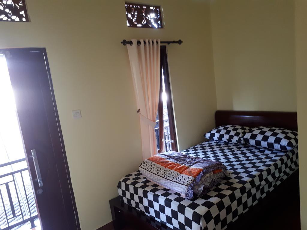 Indy House Hotel Ubud  Ngoại thất bức ảnh
